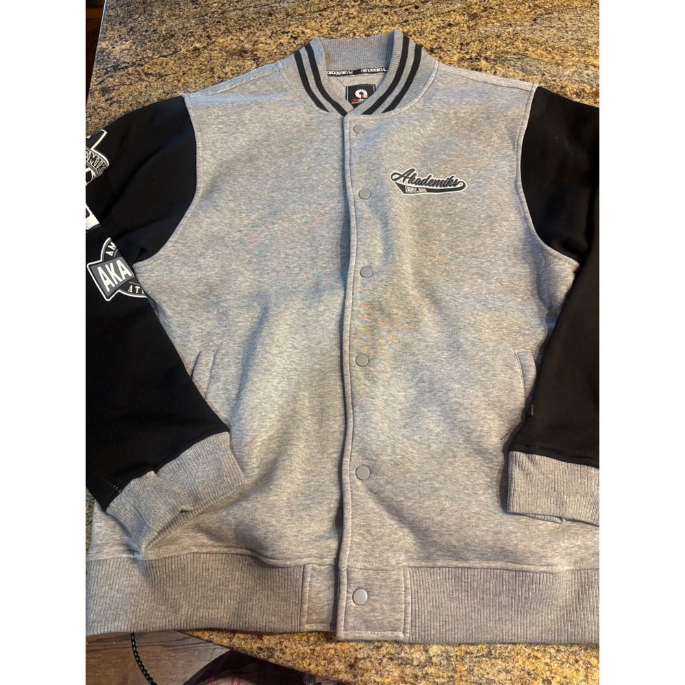 Akademiks Mens Varsity Style Jacket Grey Black Snap Front Fleece‎ XL
